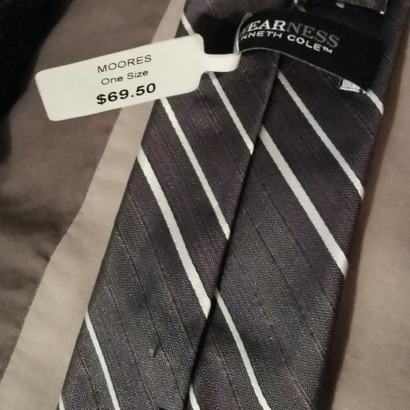 BNWT Kenneth Cole Dress Tie - Picture 2 of 2